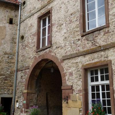 Le porche d'entrée avec son lanternon